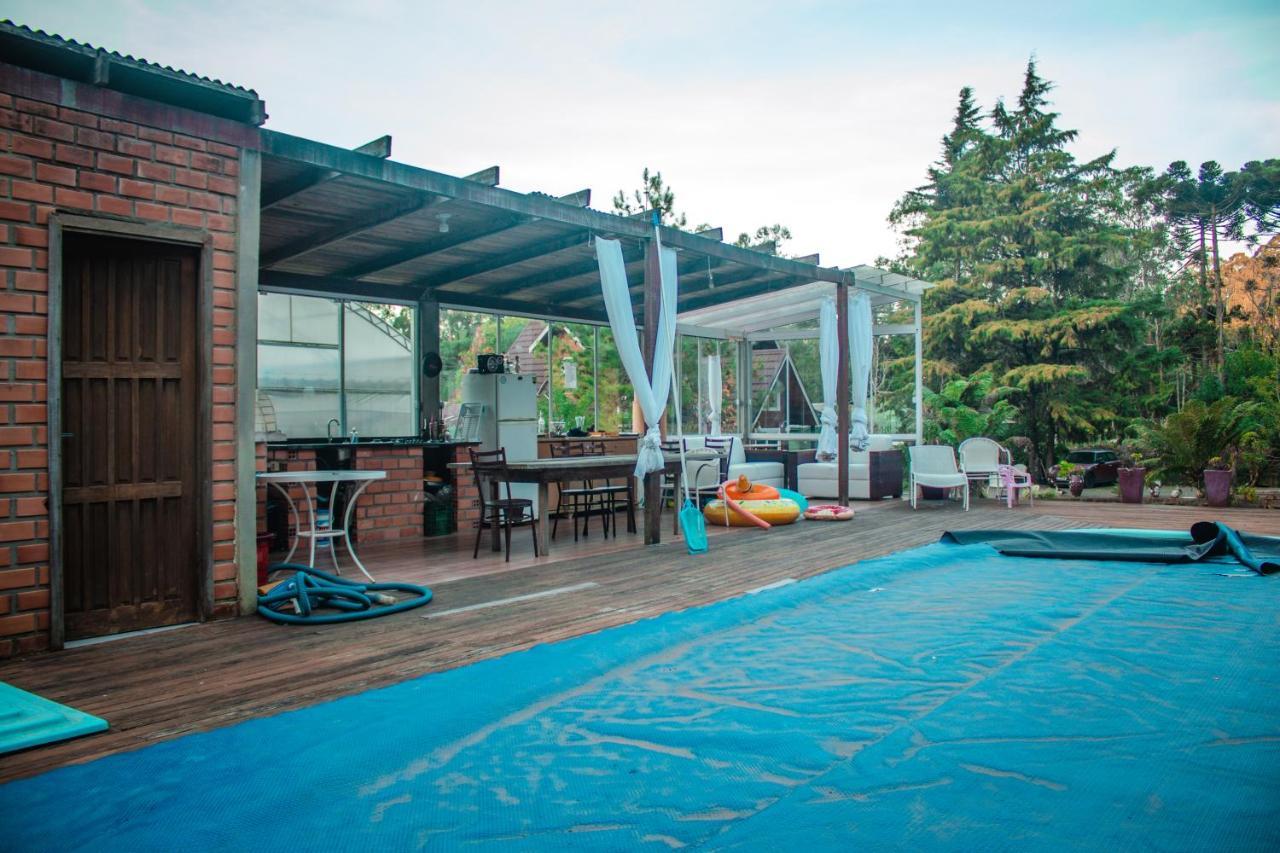BusHome Gramado uma casa sobre rodas Hospedagem Ônibus Exterior foto